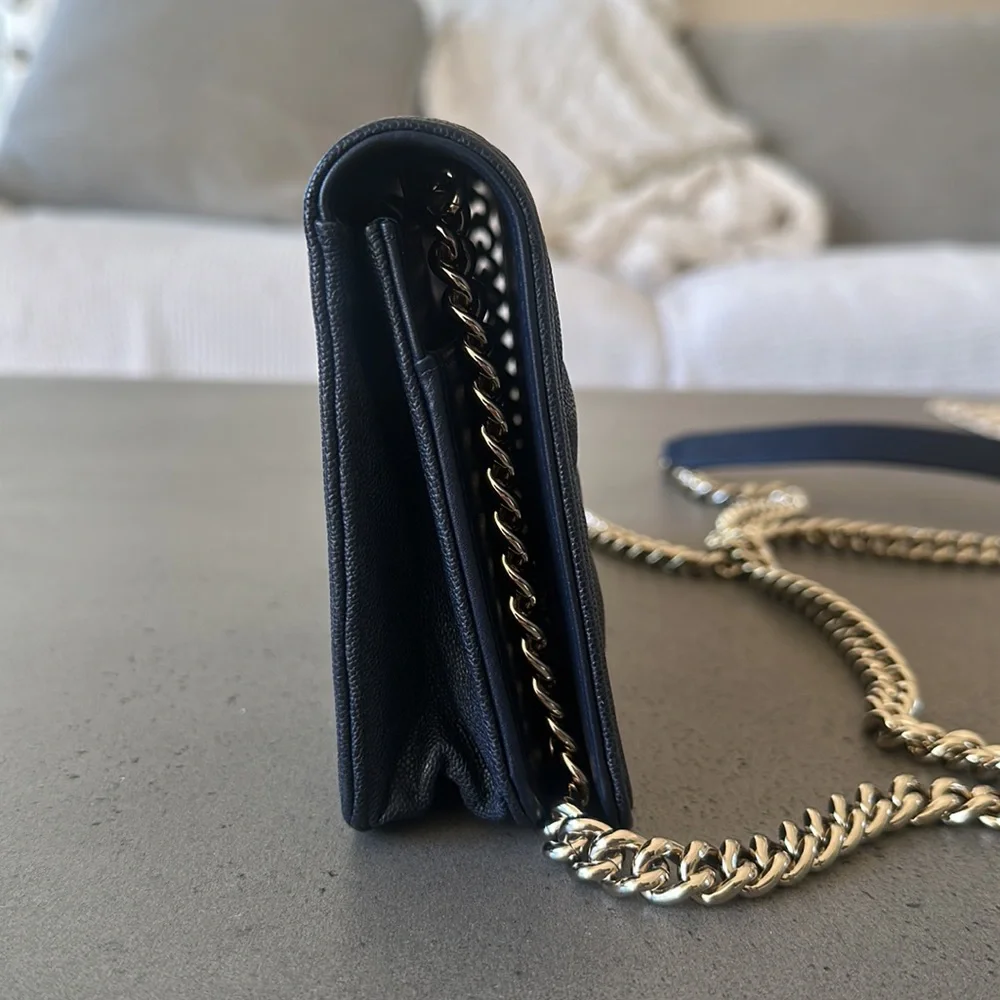 CHANEL 100% authentic
